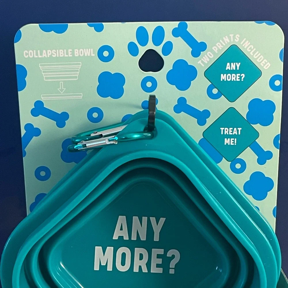 #533-Brand New, Never Used, No Tag, Wild & Woofy 2pc Set Collapsible Travel Bowl